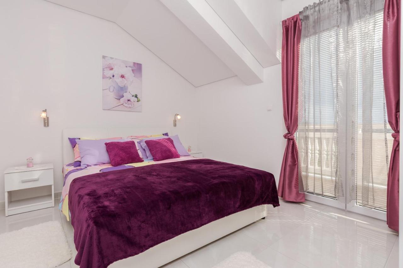 Villa Flora Maris Apartments Privlaka  Dış mekan fotoğraf