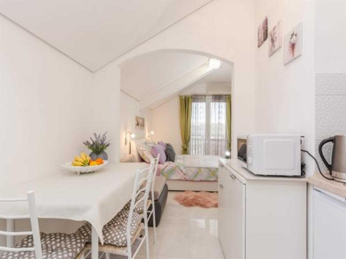 Villa Flora Maris Apartments Privlaka  Dış mekan fotoğraf