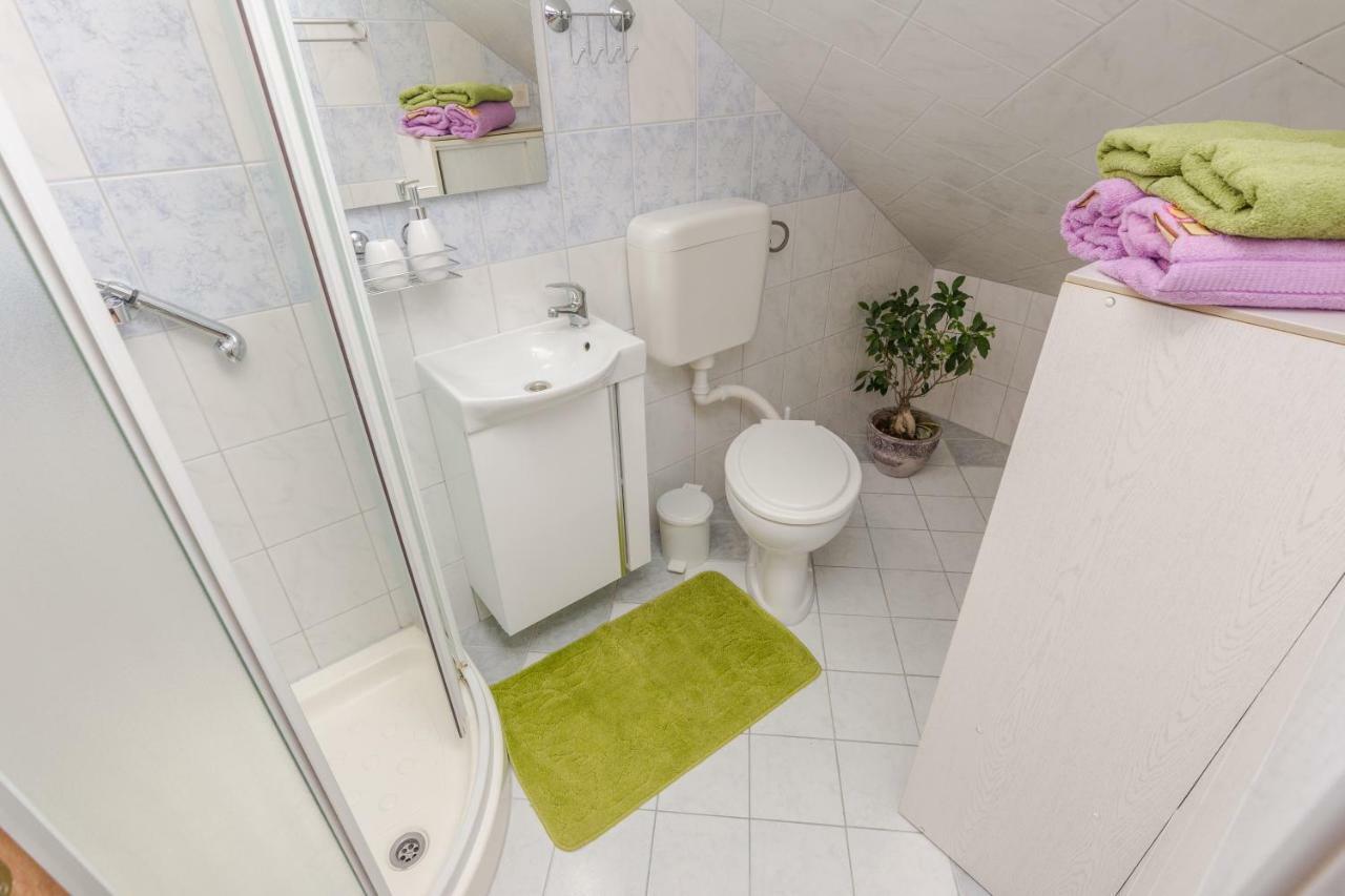 Villa Flora Maris Apartments Privlaka  Dış mekan fotoğraf